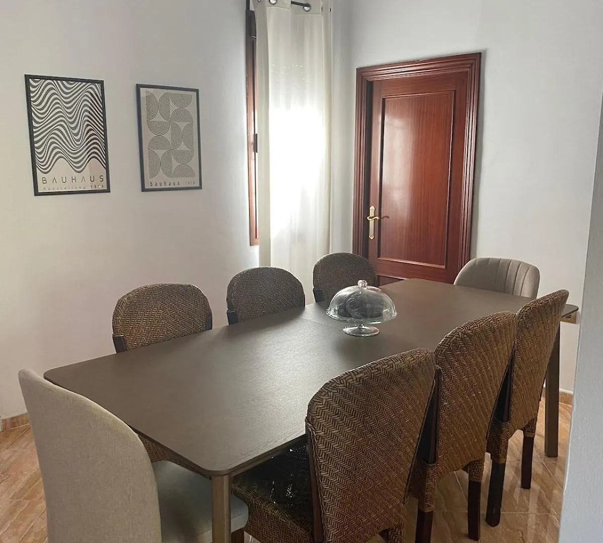 Gran Casa Cerca De La Playa Con 3 Dormitorios En Pedregalejo Málaga Vakantiehuis